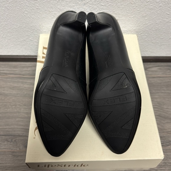 LifeStride Georgia Bootie (WIDE) - Picture 3 of 8